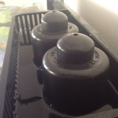 Maggie Muffler -- Overflow noise suppressor